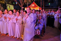 Bấm vào hình để xem slide Show