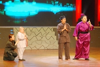 Bấm vào hình để xem slide Show