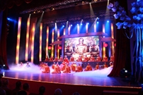 Bấm vào hình để xem slide Show