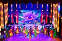 Bấm vào hình để xem slide Show