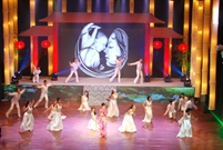 Bấm vào hình để xem slide Show
