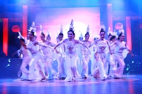 Bấm vào hình để xem slide Show