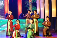 Bấm vào hình để xem slide Show