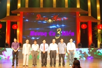 Bấm vào hình để xem slide Show