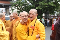 Bấm vào hình để xem slide Show