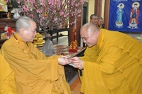 Bấm vào hình để xem slide Show