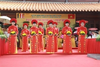 Bấm vào hình để xem slide Show