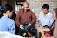 Bấm vào hình để xem slide Show