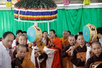 Bấm vào hình để xem slide Show