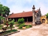 Thầy giáo trường làng xây chùa bạc tỷ