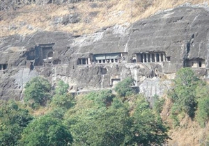 Hang động Ajanta của Ấn Độ