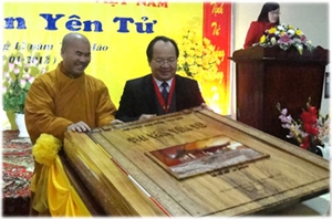 Thi Vân Yên Tử - thơ 