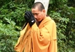 Chùm ảnh mới nhất về nhà sư Thích Tâm Mẫn hành “nhất bộ nhất bái” cách Yên Tử 6 km