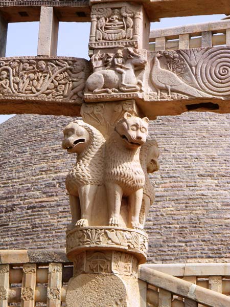 Bí ẩn đại bảo tháp ngàn năm tuyệt đẹp ở Ấn Độ