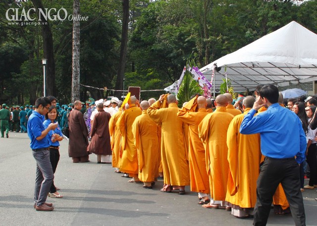 vieng dai tuong03.JPG