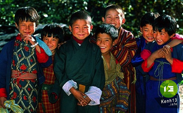 Nhà vua Bhutan thứ 5 chăm sóc đến hạnh phúc của dân chúng Bhutan 